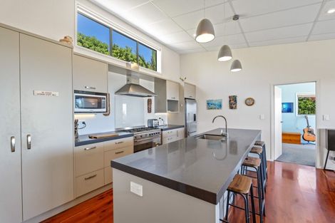 Photo of property in 23 Saqa Way, Matapouri, Whangarei, 0173