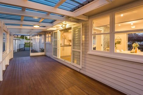 Photo of property in 11 Cara Crescent, Paparangi, Wellington, 6037