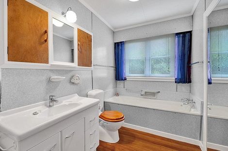 Photo of property in 33 Rogan Street, New Plymouth, 4310