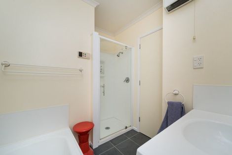Photo of property in 24 Anakiwa Street, Kelvin Grove, Palmerston North, 4414