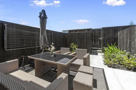 Photo of property in 18 Walter Merton Road, Hobsonville, Auckland, 0616