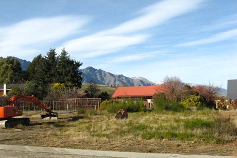 Photo of property in 71 Oregon Drive, Kelvin Heights, Queenstown, 9300
