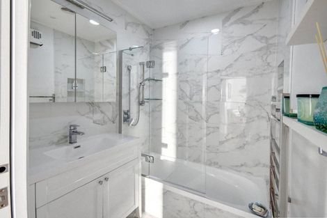 Photo of property in 35 Oxley Crescent, Broad Bay, Dunedin, 9014