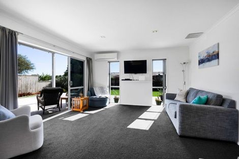 Photo of property in 4 Coby Sydney Drive, Bell Block, New Plymouth, 4312