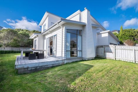 Photo of property in 15 Mauldeth Terrace, Churton Park, Wellington, 6037