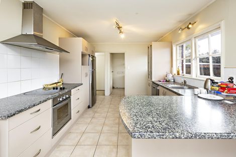 Photo of property in 1 Sunnypark Avenue, Rosehill, Papakura, 2113