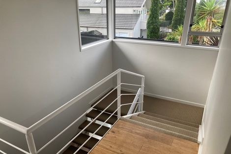 Photo of property in 2/276 Hurstmere Road, Takapuna, Auckland, 0622