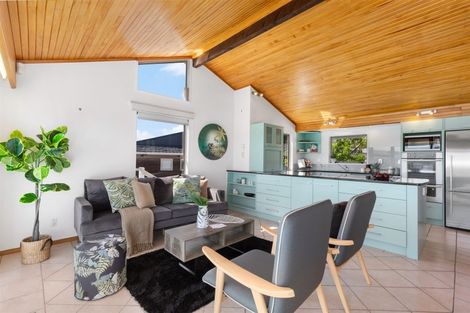 Photo of property in 35 Bosun Terrace, Whitby, Porirua, 5024