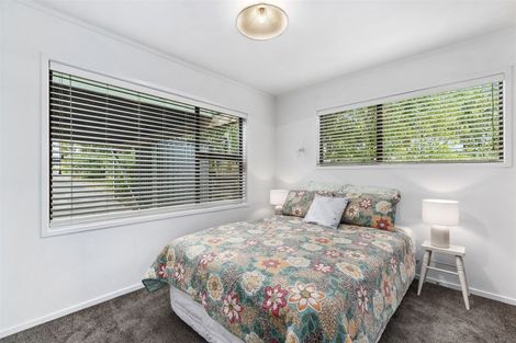 Photo of property in 1/67 Browns Bay Road, Browns Bay, Auckland, 0630