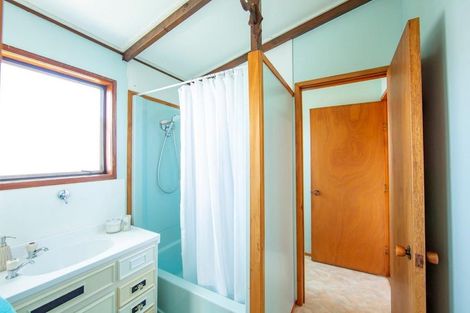 Photo of property in 207 Marsden Point Road, Ruakaka, 0116