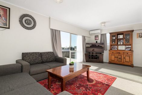 Photo of property in 10 Valley Road, Te Puke, 3119