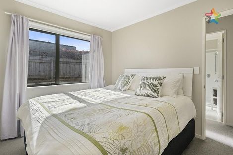 Photo of property in 8 Percy Kinsman Crescent, Riverstone Terraces, Upper Hutt, 5018