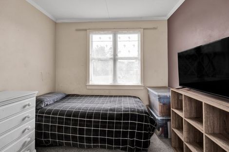 Photo of property in 55 Collingwood Street, Eltham, 4322