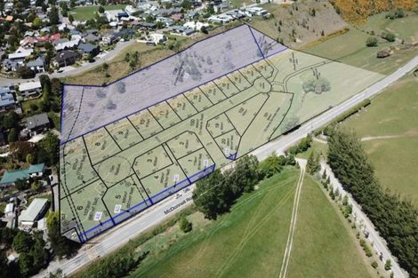 Photo of property in 29 Mcdonnell Road, Arrowtown, 9302