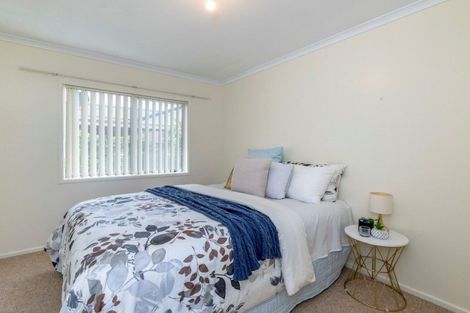 Photo of property in 2 Barclay Grove, Hokio Beach, Levin, 5571