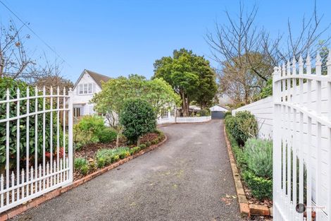 Photo of property in 1057 Fergusson Drive, Clouston Park, Upper Hutt, 5018