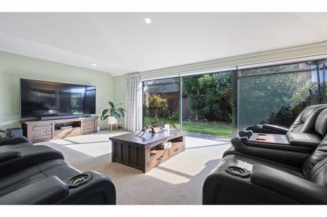 Photo of property in 16 Mansfield Drive, Kaiapoi, 7630