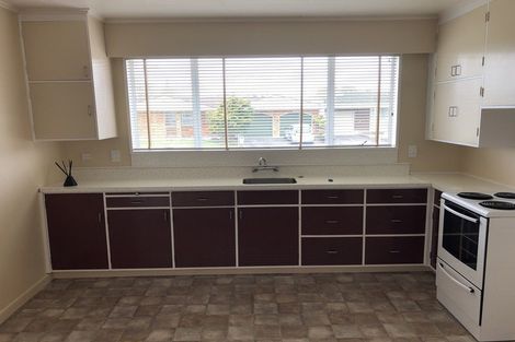 Photo of property in 22 Mudgway Place, Awapuni, Palmerston North, 4412