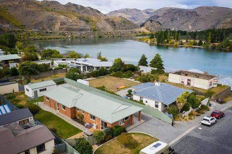 Photo of property in 64 Erris Street, Cromwell, 9310