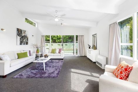 Photo of property in 6 Saint Annes Square, Tawa, Wellington, 5028