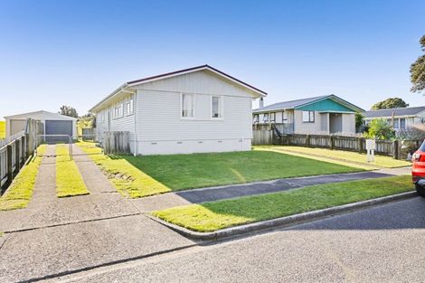Photo of property in 44 Marama Crescent, Spotswood, New Plymouth, 4310