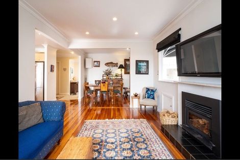 Photo of property in 59 Lucknow Road, Havelock North, 4130