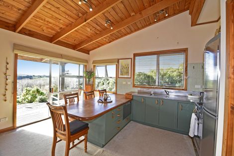 Photo of property in 32 Waterview Crescent, Kaiwaka, 0573