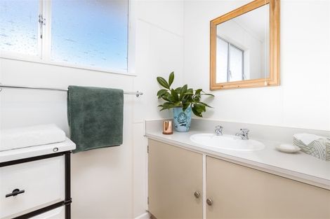 Photo of property in 32 Rousehill Street, Renwick, 7204