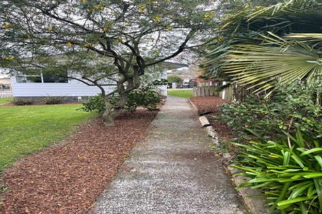 Photo of property in 1 Oxford Street, Tirau, 3410