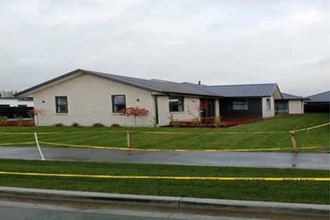 Photo of property in 5 Ferbane Way, Halswell, Christchurch, 8025