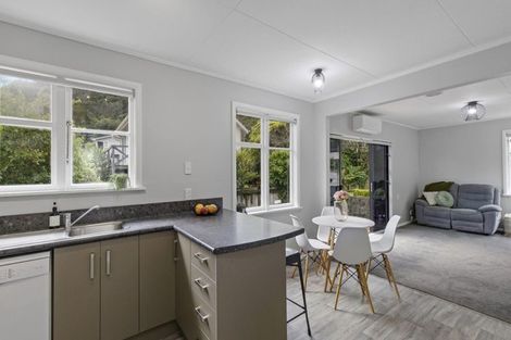 Photo of property in 26 Lowry Crescent, Stokes Valley, Lower Hutt, 5019
