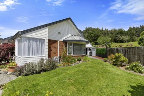 Photo of property in 2/21 Sharpe Crescent, Wainuiomata, Lower Hutt, 5014