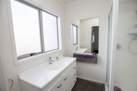 Photo of property in 28 Benner Drive, Ngatea, 3503