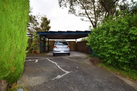 Photo of property in 19a Cleve Road, Green Bay, Auckland, 0604