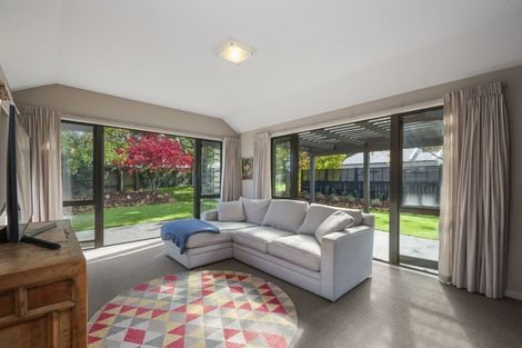 Photo of property in 2 Flaxen Way, Kinloch, Taupo, 3377