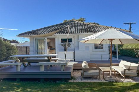 Photo of property in 104 Parkers Road, Tahunanui, Nelson, 7011