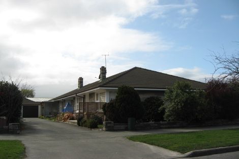 Photo of property in 2/38 Remuera Avenue, Cashmere, Christchurch, 8022