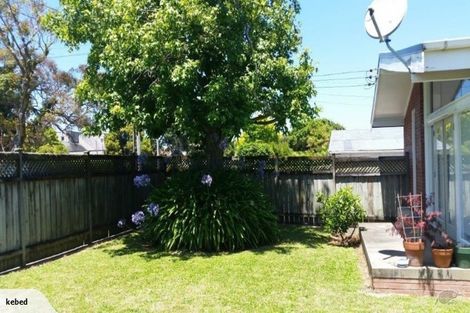 Photo of property in 1/187 Bucklands Beach Road, Bucklands Beach, Auckland, 2012