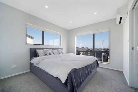 Photo of property in 20 Survila Street, Takanini, 2110