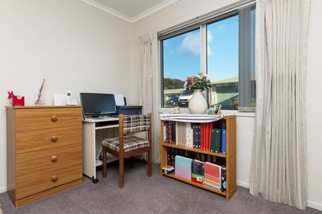 Photo of property in 4/8 Village Place, Tuakau, 2121