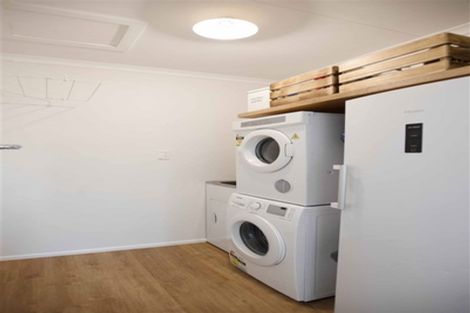 Photo of property in 33 Norwood Street, Newfield, Invercargill, 9812