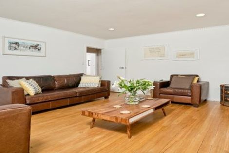 Photo of property in 96 Archers Road, Glenfield, Auckland, 0629