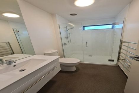 Photo of property in 28 Shand Crescent, Riccarton, Christchurch, 8041