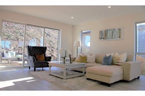 Photo of property in 98 Godfrey Drive, Orewa, 0931