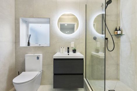 Photo of property in 13 Keldale Place, Forrest Hill, Auckland, 0620