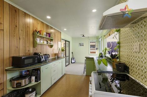 Photo of property in 337 George Street, Stokes Valley, Lower Hutt, 5019