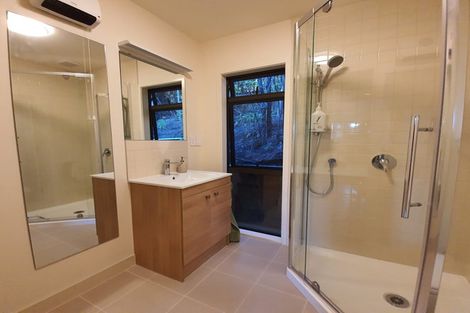 Photo of property in 30 Maire Road, Orewa, 0931