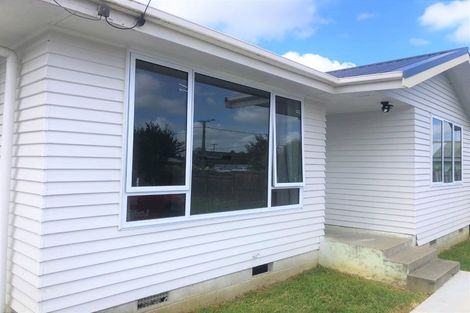 Photo of property in 15 English Street, St Andrews, Hamilton, 3200