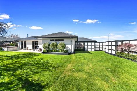 Photo of property in 5 Saint Keverne Close, Burwood, Christchurch, 8083