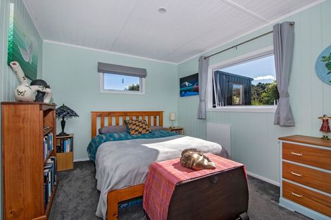 Photo of property in 633 Ormiston Road, Waipu, 0582